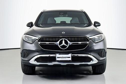Graphite Grey Metallic 2026 Mercedes-Benz GLC 300 Base