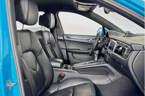2019 Porsche Macan Base
