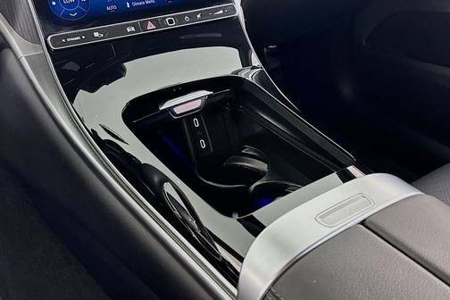 2026 Mercedes-Benz GLC 300 Base