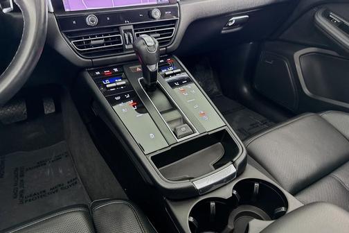 2023 Porsche Macan 