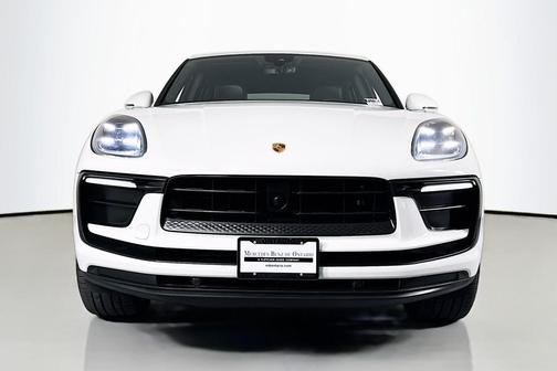 2023 Porsche Macan 