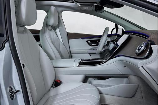 2025 Mercedes-Benz EQE 350 4MATIC