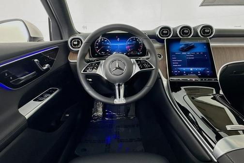 2026 Mercedes-Benz GLC 300 Base