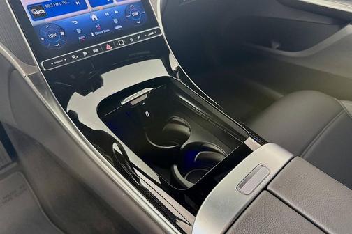 2025 Mercedes-Benz GLC 350e Base