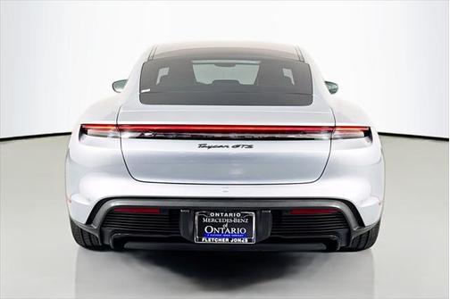 2022 Porsche Taycan GTS