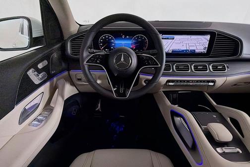 Polar White 2026 Mercedes-Benz GLS 450 4MATIC