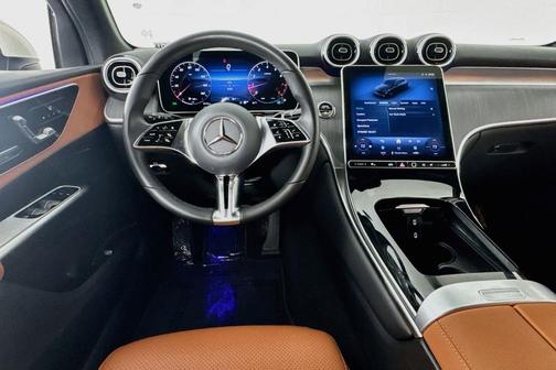 Polar White 2026 Mercedes-Benz GLC 300 Base
