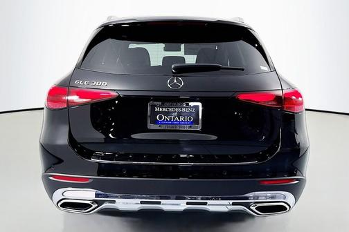 2026 Mercedes-Benz GLC 300 Base