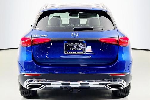 2025 Mercedes-Benz GLC 300 Base