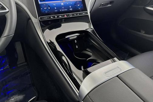 2025 Mercedes-Benz GLC 350e Base