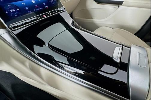 2024 Mercedes-Benz GLC 300 Base