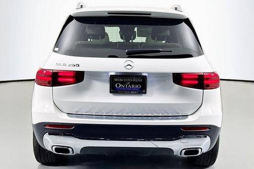 2026 Mercedes-Benz GLB 250 Base