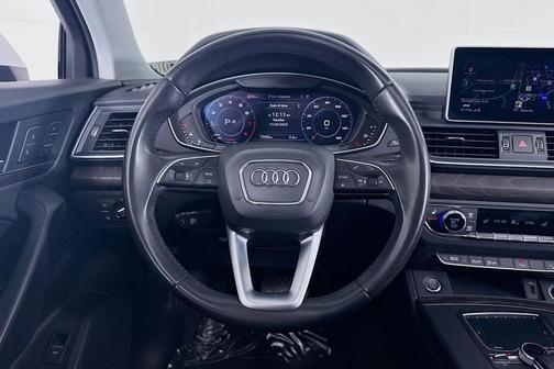 2018 Audi Q5 2.0T Premium Plus