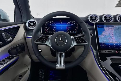 2026 Mercedes-Benz GLC 300 Base