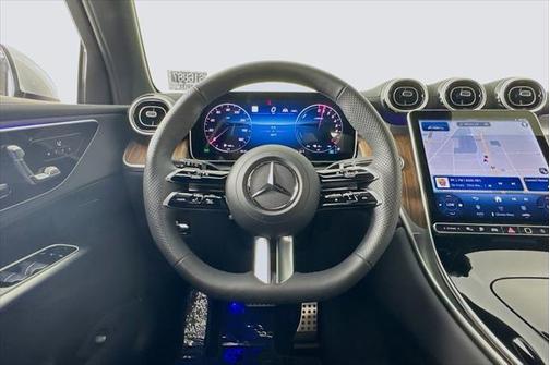 2025 Mercedes-Benz GLC 350e Base