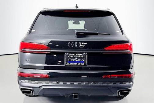 2025 Audi Q7 55 Premium Plus