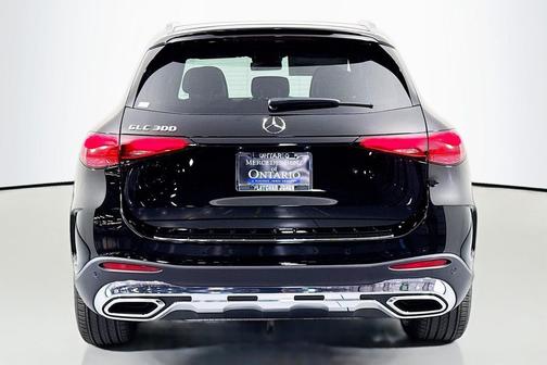 2026 Mercedes-Benz GLC 300 Base