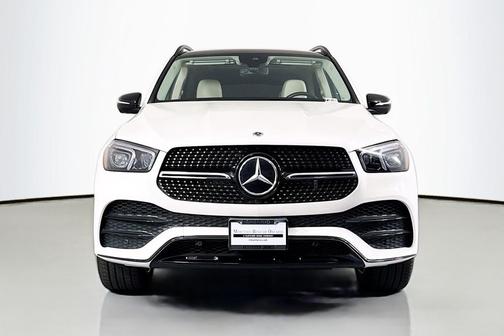 MANUFAKTUR Diamond White Metallic 2023 Mercedes-Benz GLE 450 4MATIC