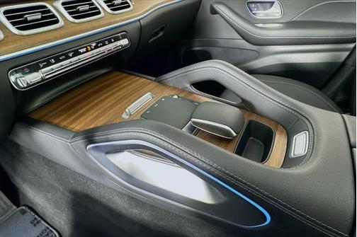2025 Mercedes-Benz GLE 450e 4MATIC