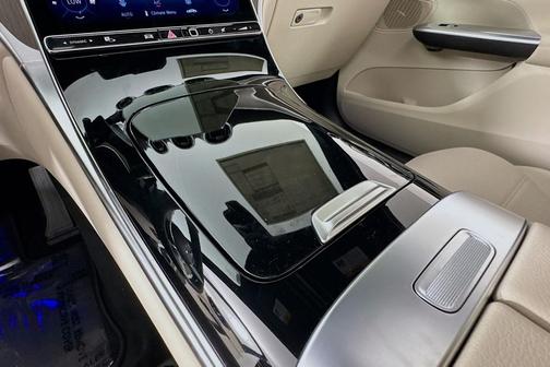 2026 Mercedes-Benz GLC 300 Base