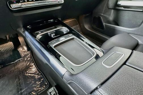 Mountain Grey Metallic 2026 Mercedes-Benz GLB 250 Base