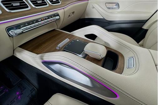 2025 Mercedes-Benz GLE 450e 4MATIC