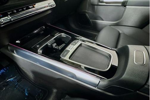 2025 Mercedes-Benz EQB 300 4MATIC