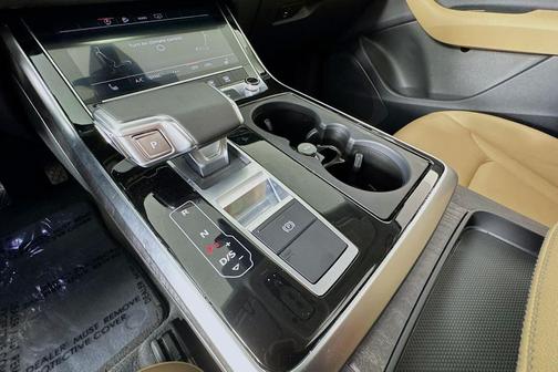 2025 Audi Q7 55 Premium