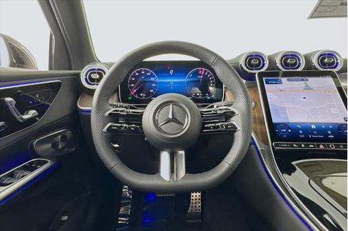 2025 Mercedes-Benz GLC 350e Base