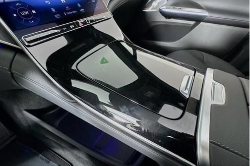 2025 Mercedes-Benz EQE 350+ Base