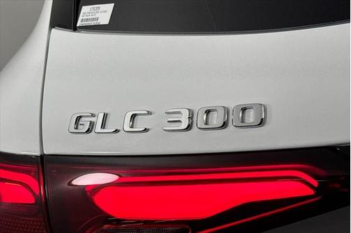 2025 Mercedes-Benz GLC 300 Base