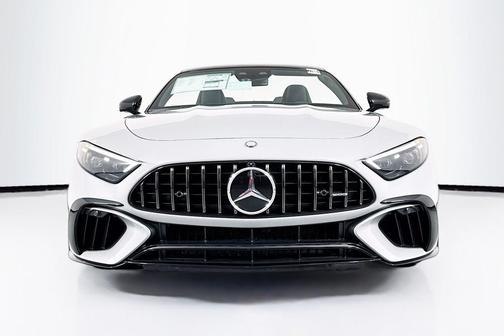 2025 Mercedes-Benz AMG SL 63 Base