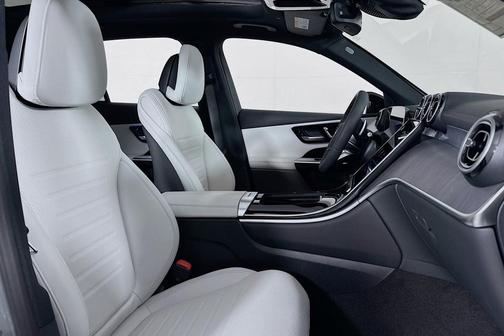 MANUFAKTUR Alpine Grey 2026 Mercedes-Benz GLC 300 Base