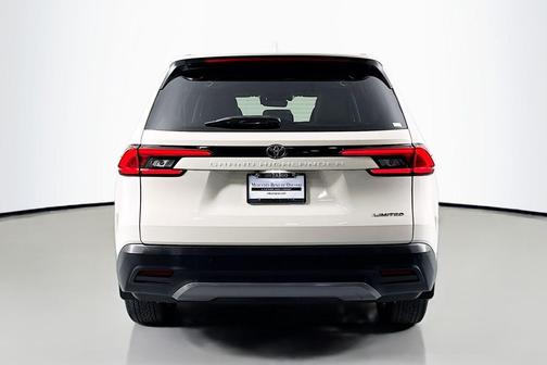 Coastal Cream 2024 Toyota Grand Highlander Limited