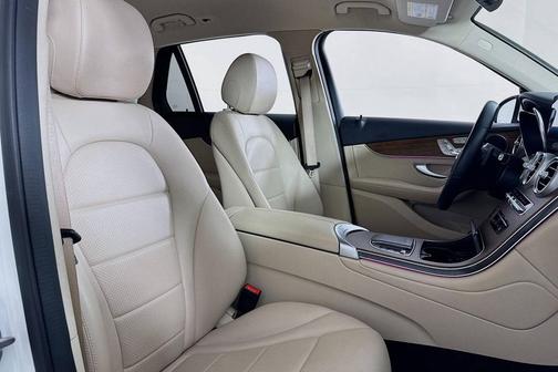 2022 Mercedes-Benz GLC 300 Base