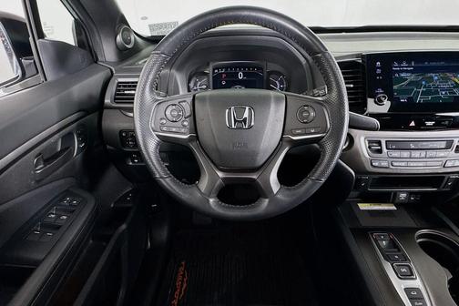Lunar Silver Metallic 2023 Honda Passport AWD TrailSport