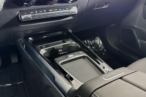 2026 Mercedes-Benz GLB 250 Base