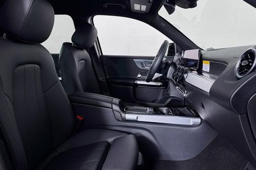 2026 Mercedes-Benz GLB 250 Base