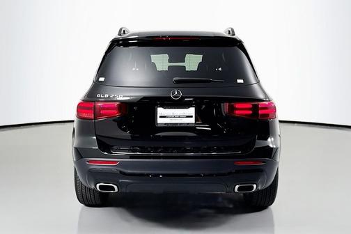 2026 Mercedes-Benz GLB 250 Base