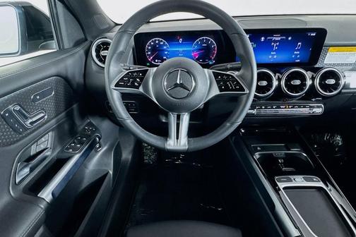 2026 Mercedes-Benz GLB 250 Base