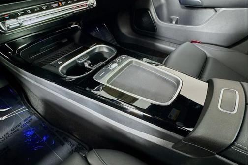 2025 Mercedes-Benz CLA 250 Base
