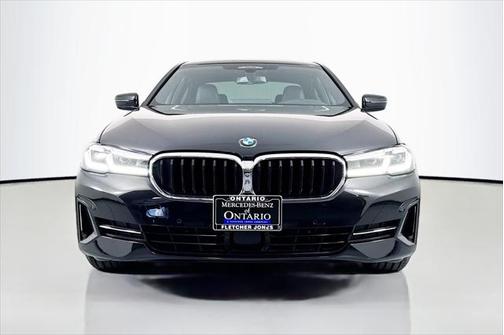 2021 BMW 530 530i