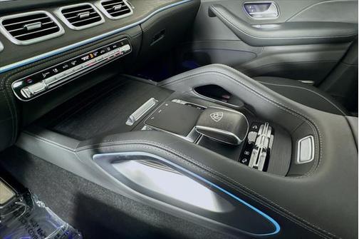 2025 Mercedes-Benz Maybach GLS 600 4MATIC