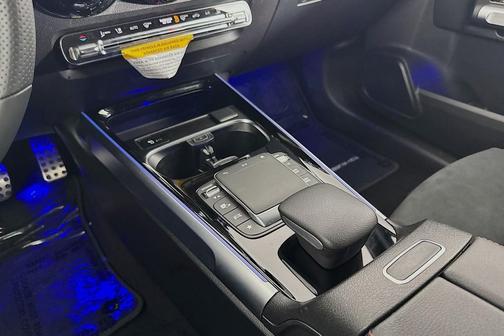 2022 Mercedes-Benz EQB 300 4MATIC