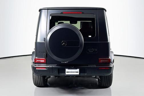 MANUFAKTUR Night Black Magno 2026 Mercedes-Benz G-Class G 580e SUV