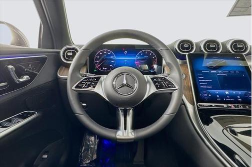 2025 Mercedes-Benz GLC 300 Base