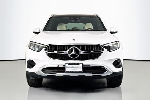 MANUFAKTUR Moonlight White Metallic 2025 Mercedes-Benz GLC 350e Base
