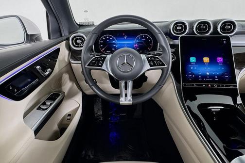 2025 Mercedes-Benz GLC 300 Base