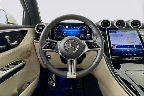 2025 Mercedes-Benz GLC 350e Base