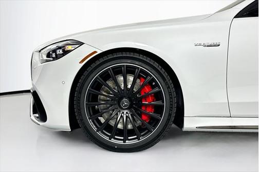 2025 Mercedes-Benz AMG S 63 E 4MATIC